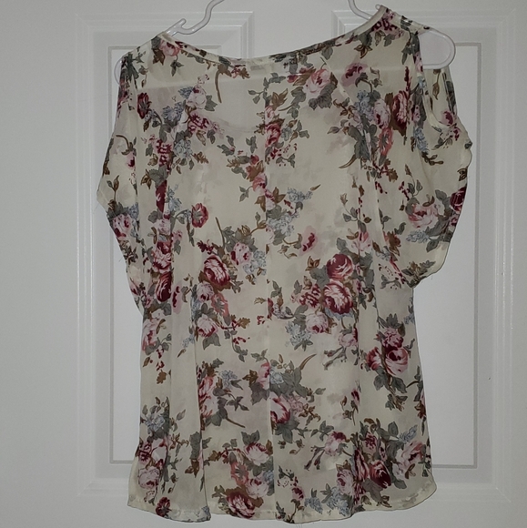 Sheer blouse - Picture 5 of 7